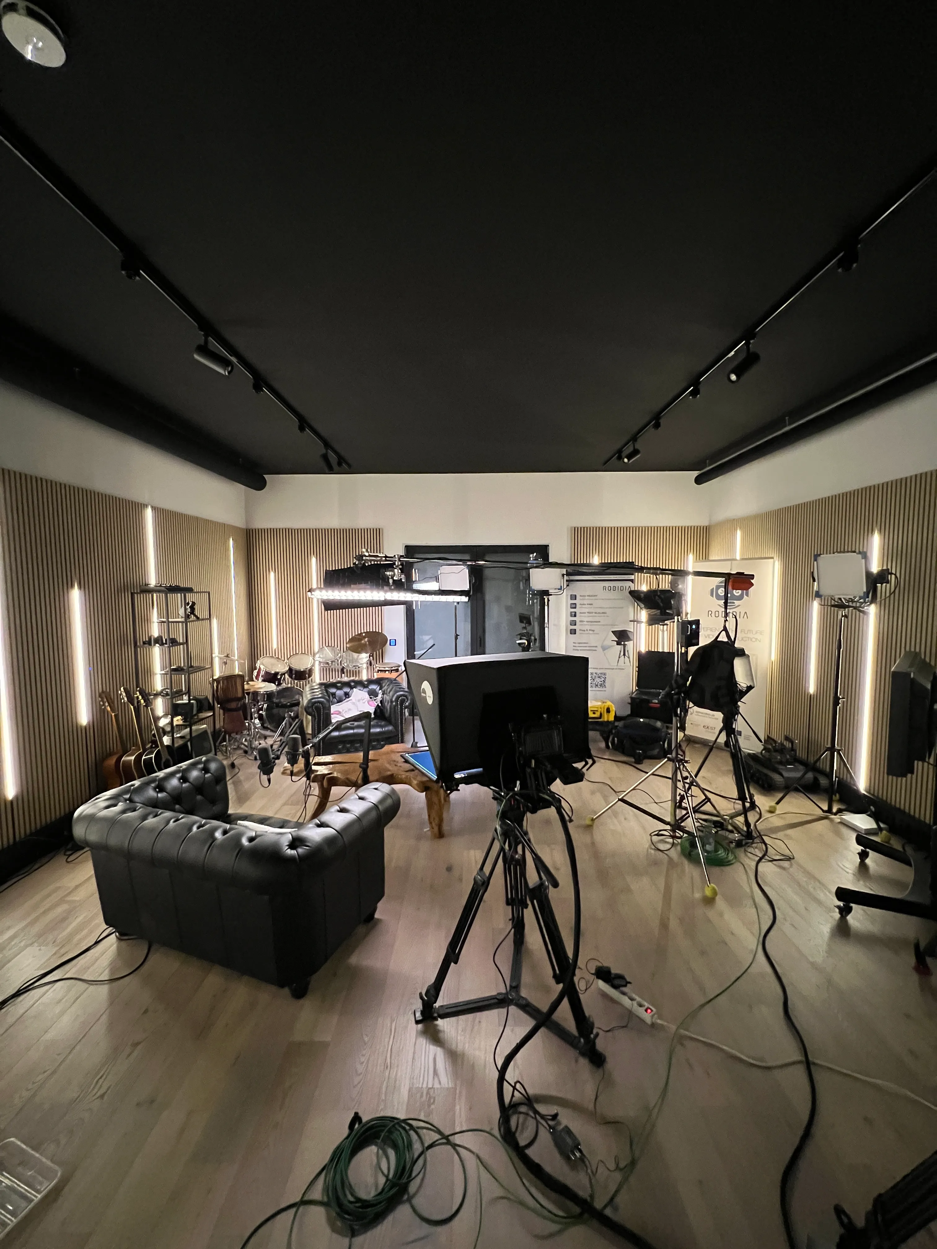 KI-Teleprompter im Studioeinsatz bei Robidia